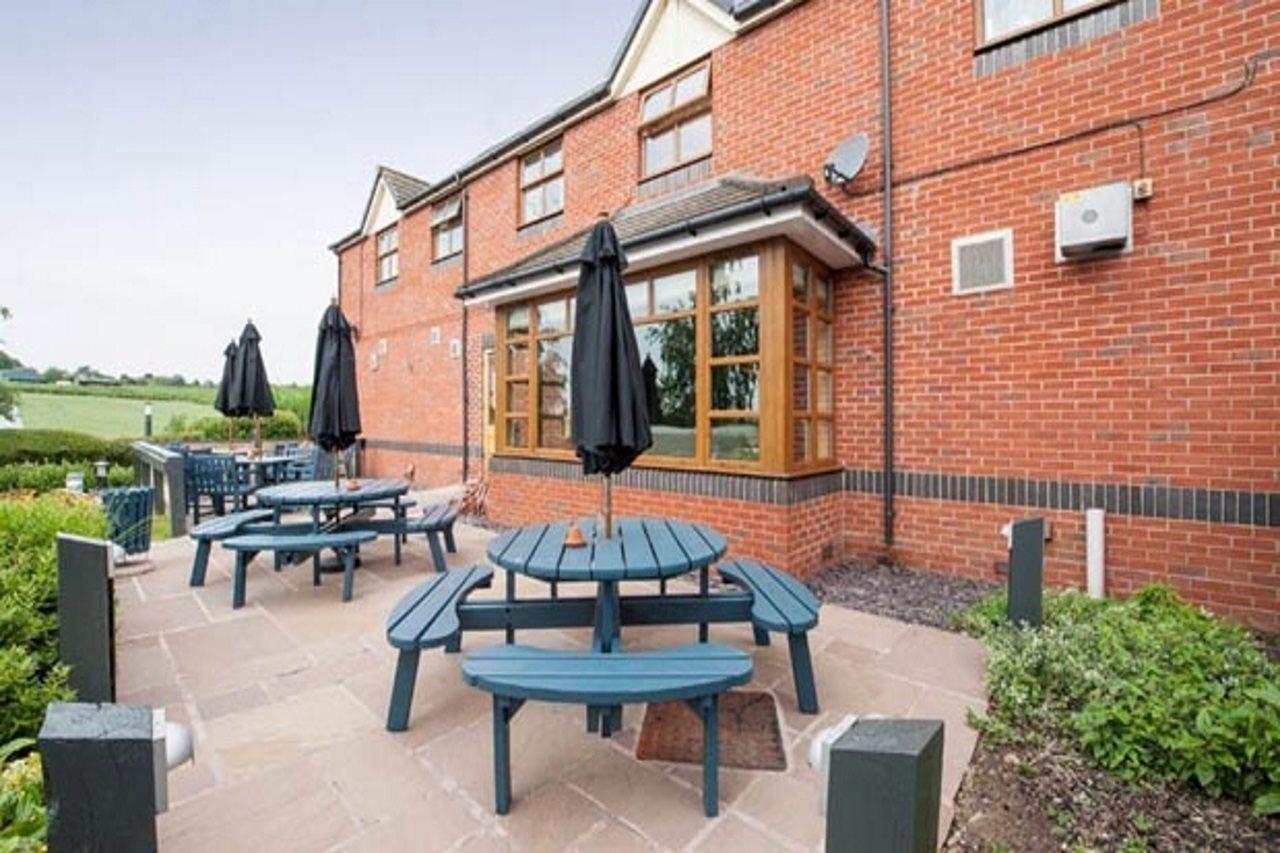 Premier Inn London Ruislip Exterior photo